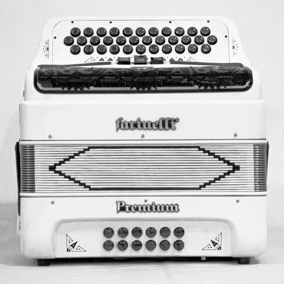 Acordeón de Botones Farinelli Premium FA Blanco, 3 Registros 3412FAWHG - Image 3