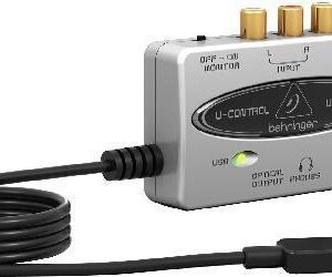 Interfaz de Audio Behringer UCA-202