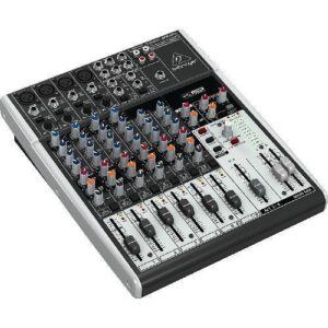 Mezcladora Behringer Xenyx 1204USB con Interfaz