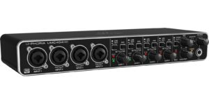 Interfase Behringer Mod. UMC-404HD