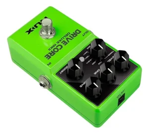 Pedal de Overdrive Nux Drive Core Deluxe MKII con Boost Color Lima